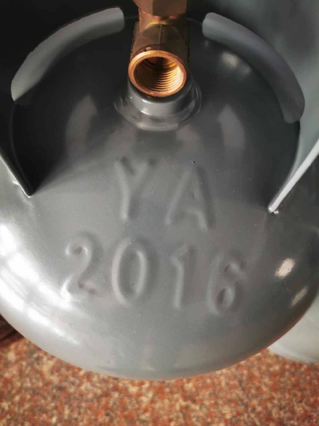 15kg Refillable Empty LPG Gas Cylinder High Quality Low Price (YSP35.500)